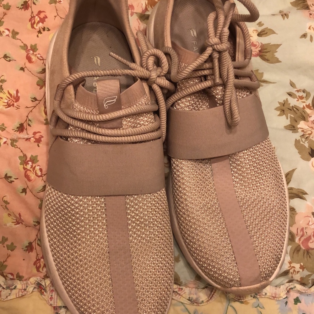 Fabletics shoes